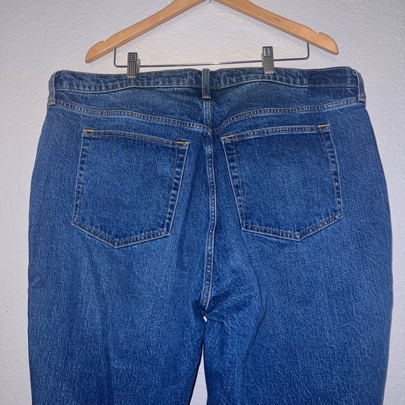 Abercrombie & Fitch Women  The 90s Straight Ultra High Rise Jeans - Picture 4 of 6